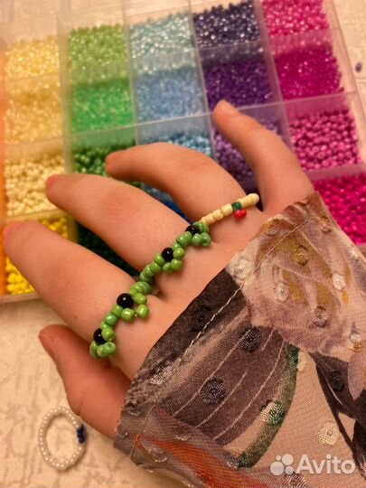 Кольцо из бисера,бисер качественный