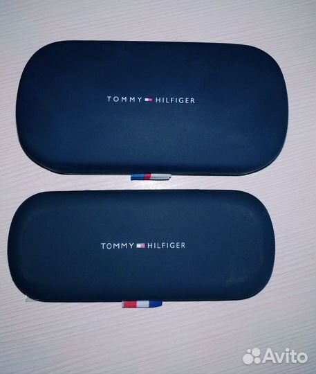 Футляр для очков Tommy Hilfiger