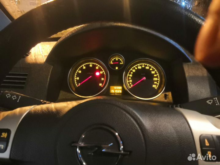 Opel Astra 1.6 МТ, 2008, 151 026 км