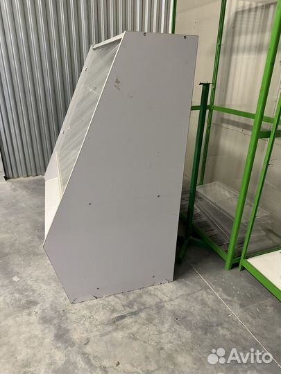Стеклянная витрина бу