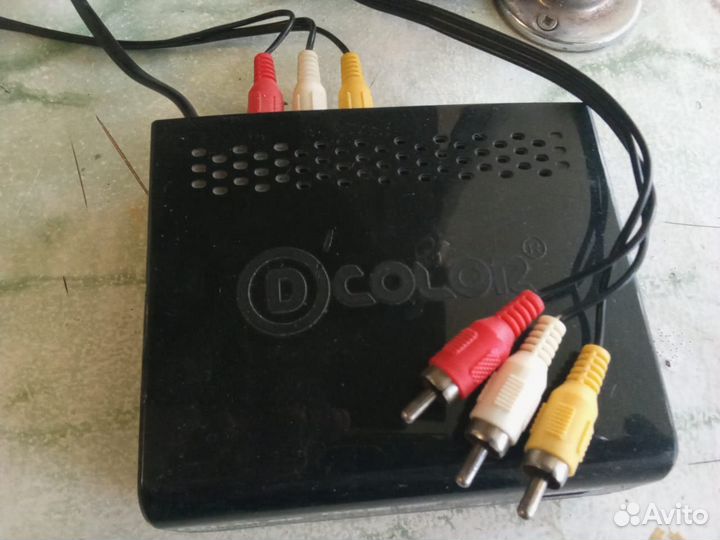 Приставка тв D-Color DC910HD с пультом и hdmi