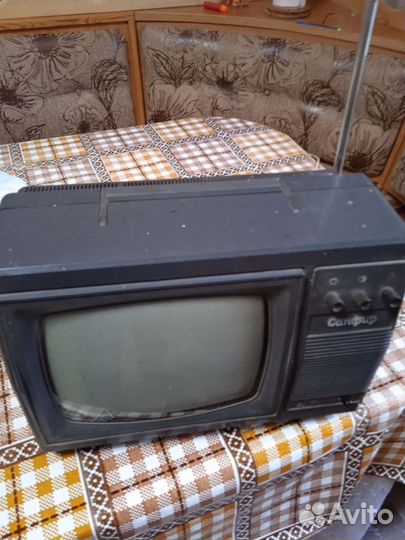 Телевизор переносной