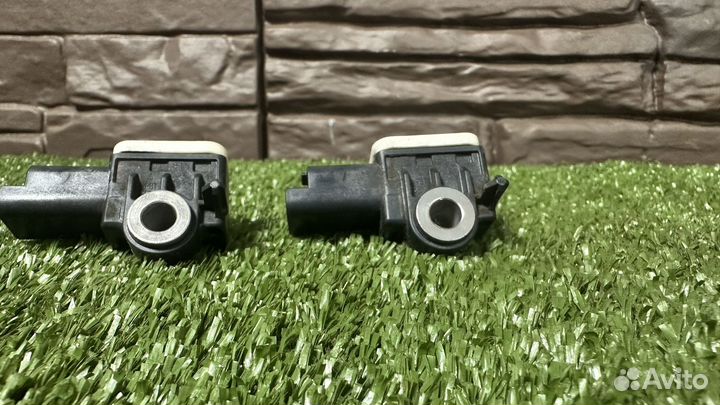 Датчик AIR BAG Peugeot 207