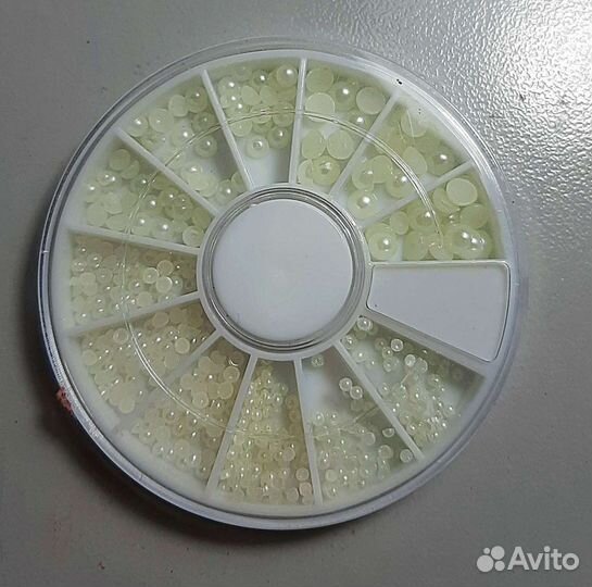 Стразы, бульонки