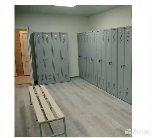 Шкаф металлический для одежды