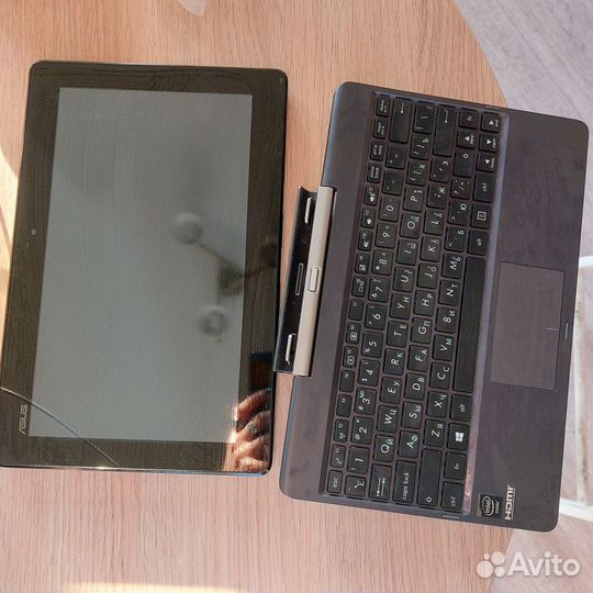 Планшет с клавиатурой asus
