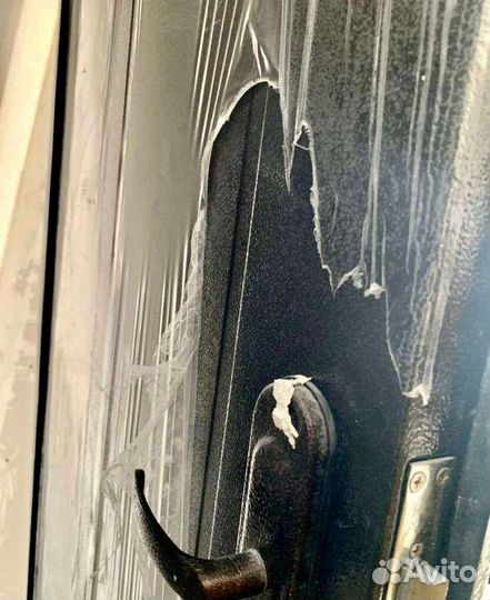 Дверь входная металлическая