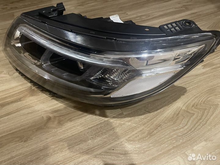 Фара левая kia sorento xm