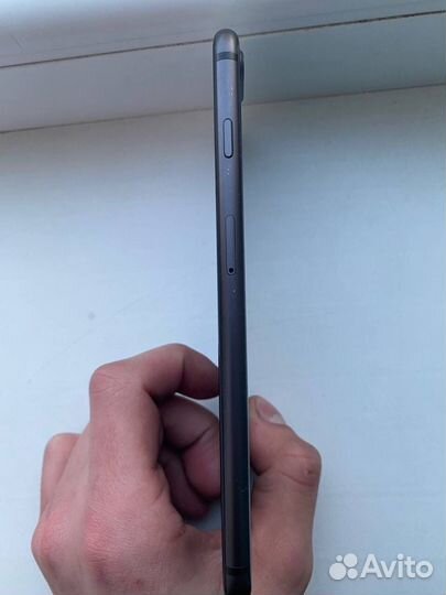 iPhone 8 Plus, 64 ГБ