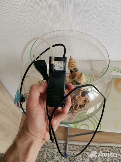 Аквариум и принадлежности к аквариуму