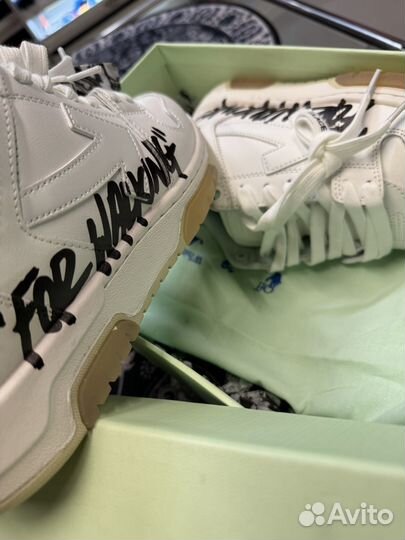 Кроссовки Off-White