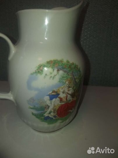 Кувшин молочник