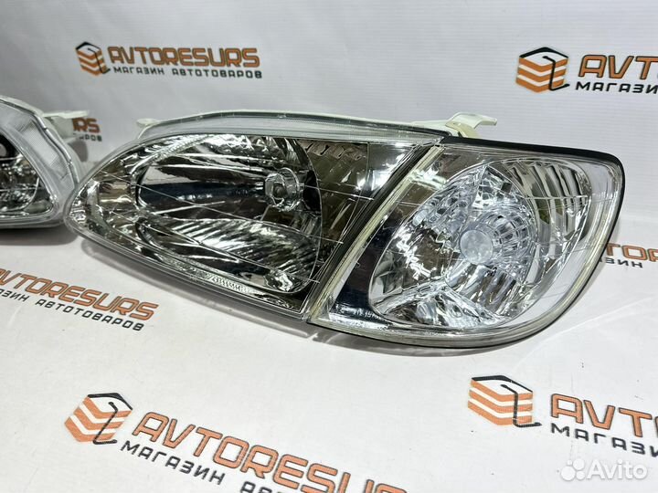 Фары Toyota Corolla Spacio 1997-2001 (110/111)