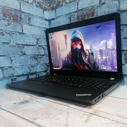 Игровой ноутбук Thinkpad Lenovo (1075)
