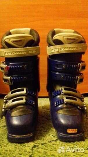 Детский комплект горных лыж