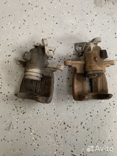 Супорта задние volkswagen multivan t5