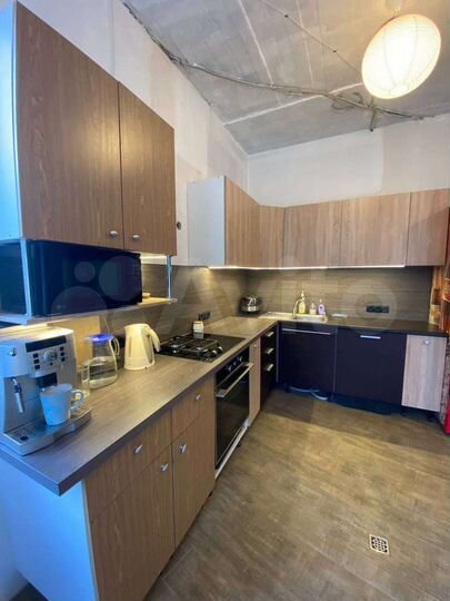 Дом 425 м² на участке 14 сот.