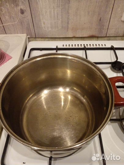 Кастрюля из нержавейки