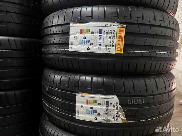 Pirelli P Zero PZ4 255/40 R21 110Y