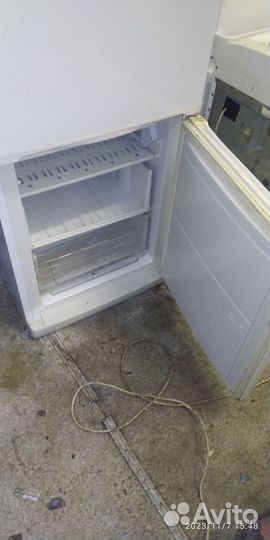 Холодильник Индезит 180 см