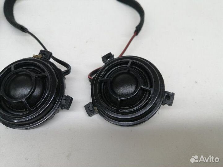 Динамик Volkswagen Touareg 2 NF 3.0 TDI 2011