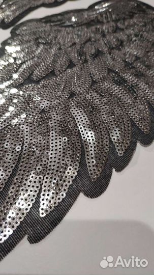 Нашивка на клейкой основе 