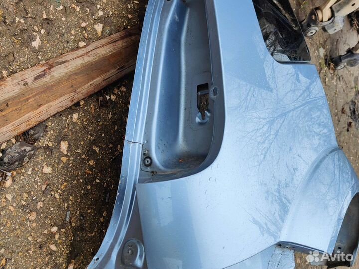 Ford Fiesta mk5 крыло заднее правое