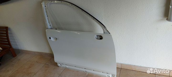 Передняя правая дверь Porsche Cayenne 2 958