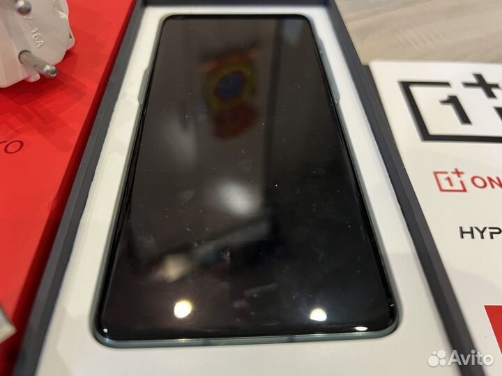 OnePlus 10 pro, 8/256 ГБ