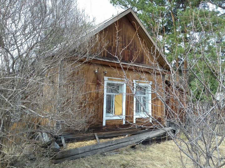 Дача 25 м² на участке 16 сот.
