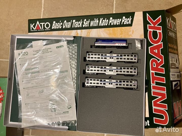 Стартовый набор 9мм Kato F40PH поезд Metra, пасс