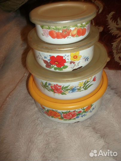 Контейнеры разные пищевые