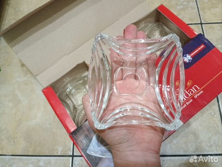 Набор салатников новый