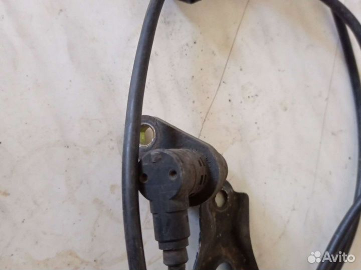 Датчик ABS правый перед Toyota Corolla AE 110