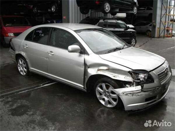 Разбор на запчасти Toyota Avensis 2