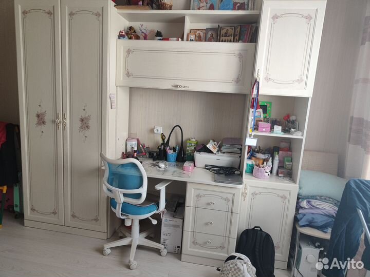 Мебель в детскую комнату