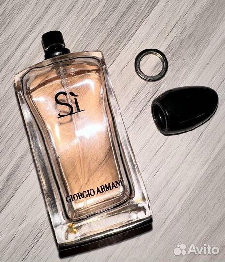 Giorgio armani si