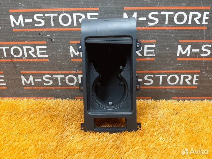 Подстаканник Bmw X5 E53 M54B30 2006