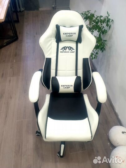 Игровое геймерское кресло Emperor Camp оригинал