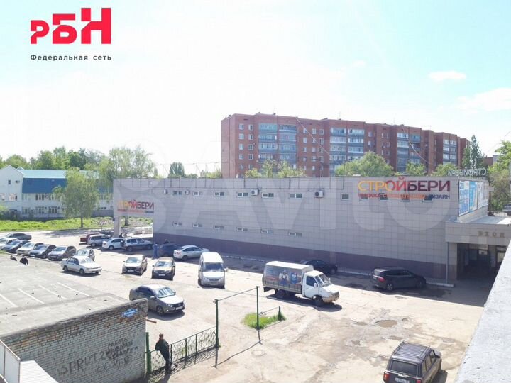 Продам здание магазина на 1-ой линии, 3355,7кв.м