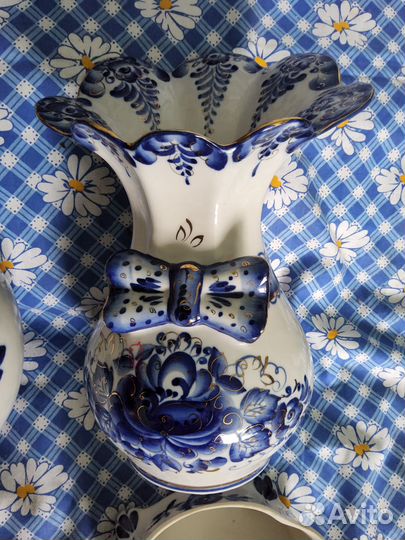 Посуда гжель и фигурки