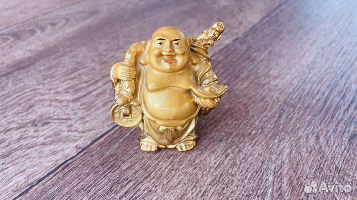 Статуэтка будды, приносящая богатство