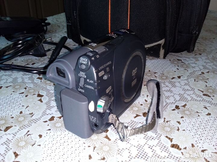 Видекамера DVD Canon