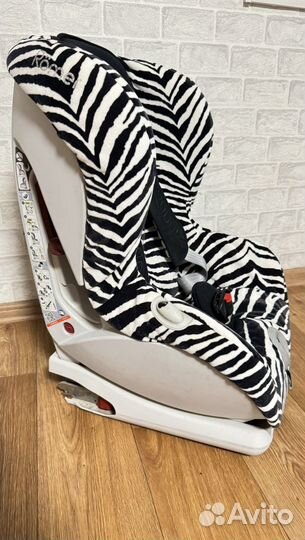 Автокресло Britax romer 9-18кг zebra isofix