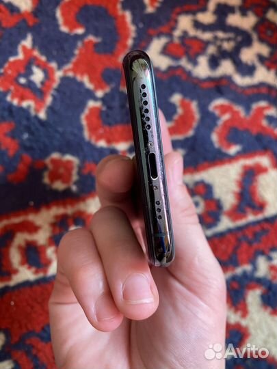 Телефон iPhone 11 pro 512gb