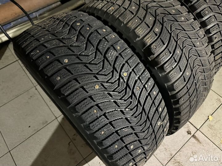 Michelin X-Ice 3 245/45 R18