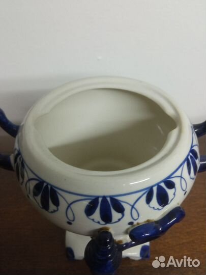 Самовар. Гжель