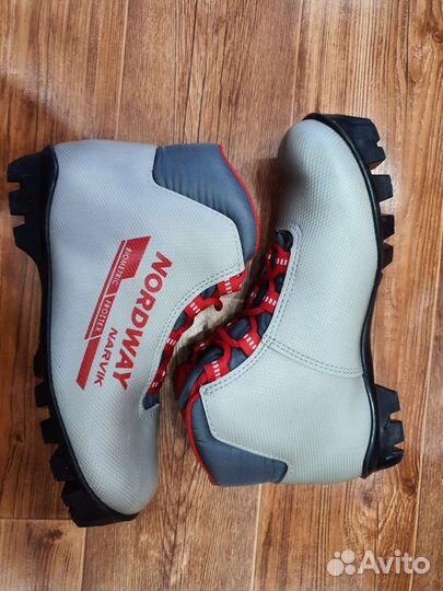 Лыжные ботинки Nordway 35