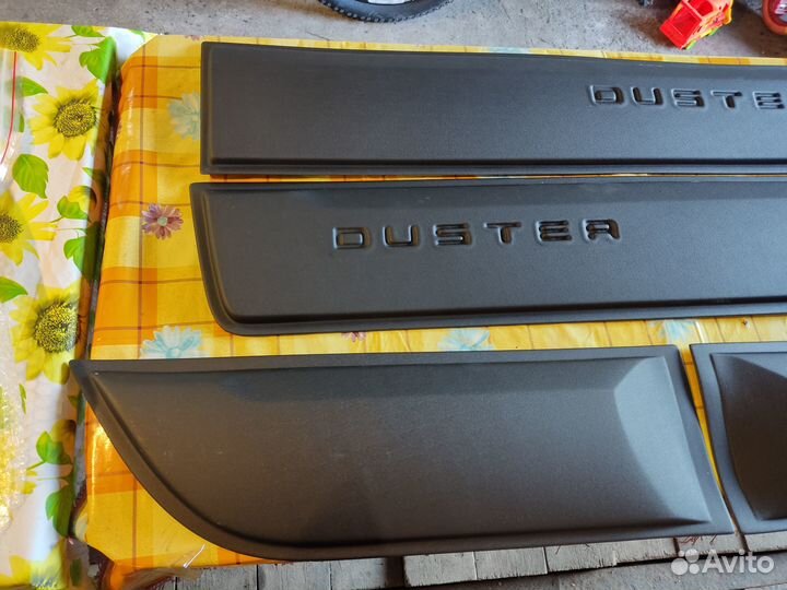Молдинги на двери renault duster