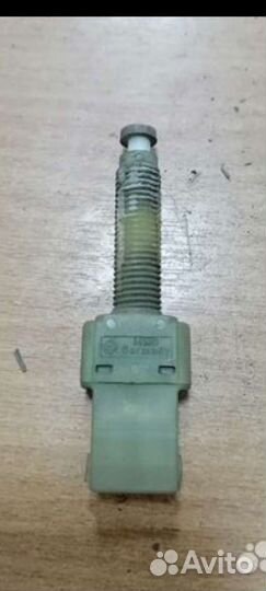 Датчик педали тормоза